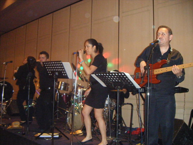 EN ACCION PASSION Y FUEGO